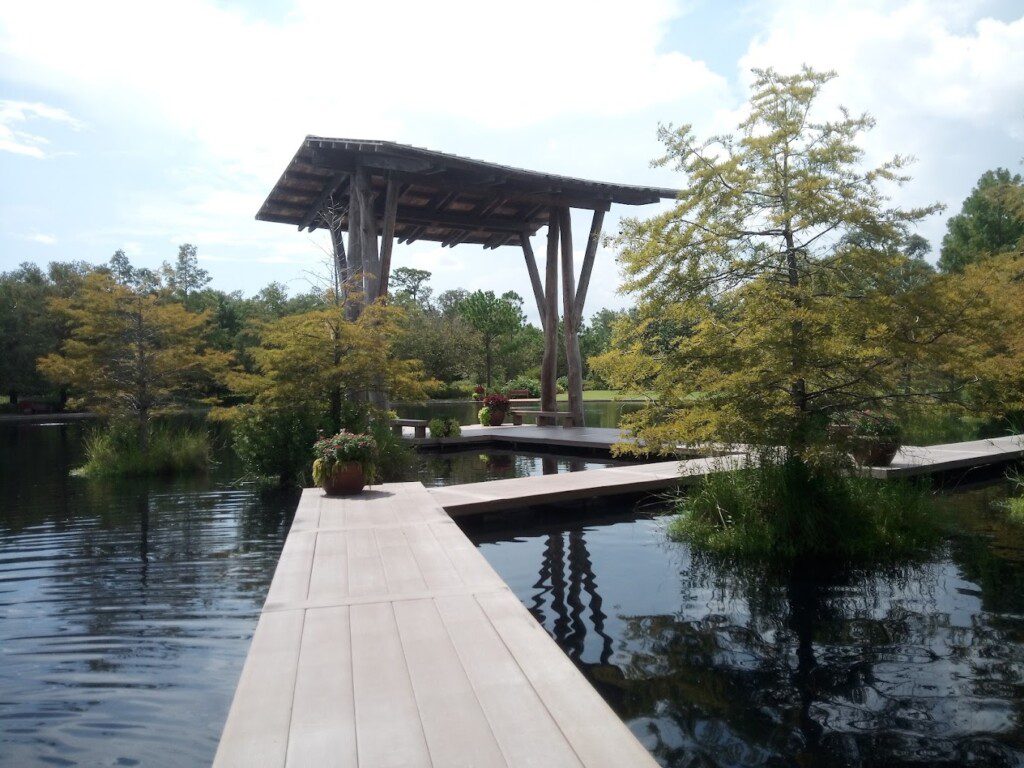 Shangri La Botanical Gardens & Nature Center